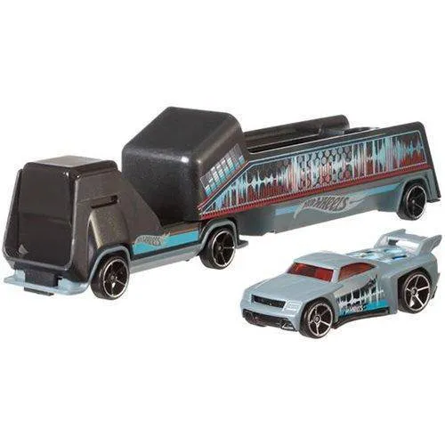 Hot Wheels Super Hauling Rig and Car - Select Figure(s)