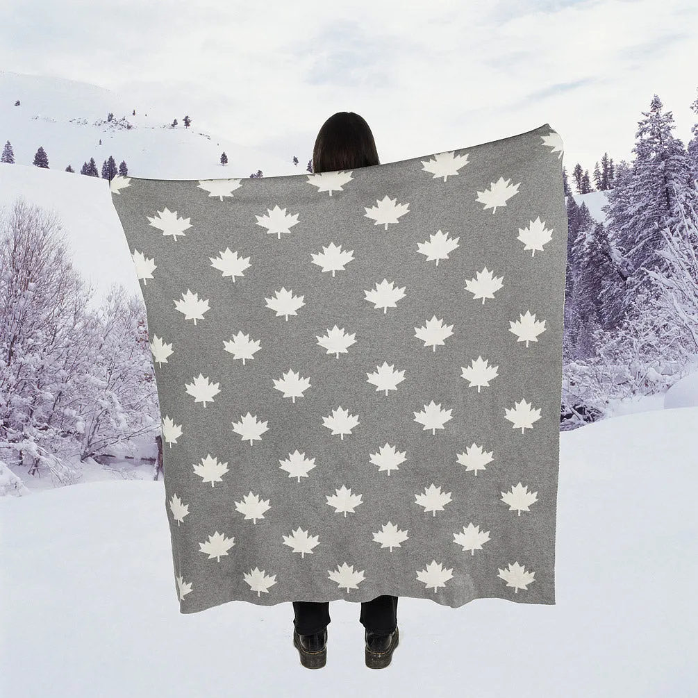 Housewares 91-Warmth-29 Grey Maple Leaf Blanket