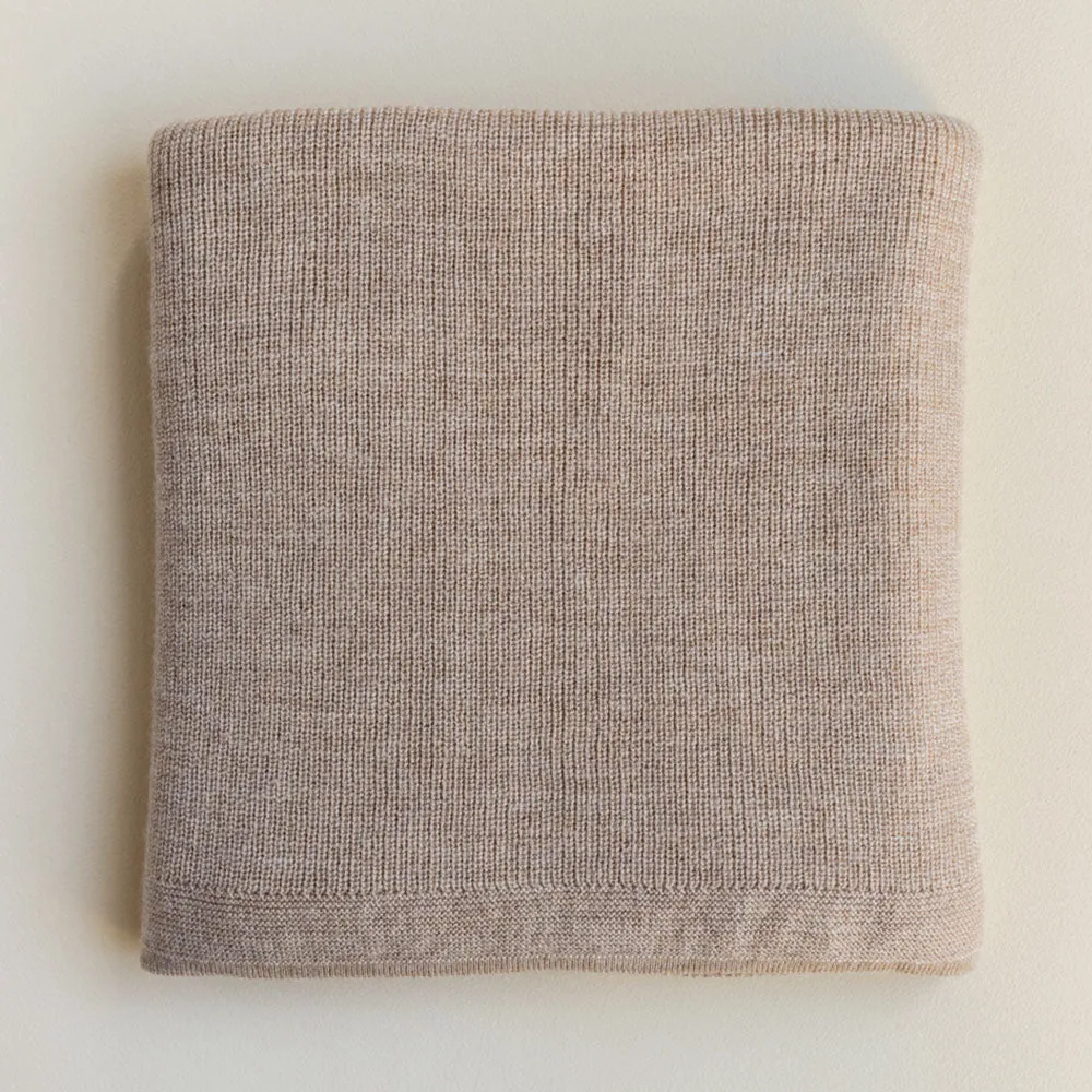 Hvid Felix blanket - 100% Merino wool - Medium thick knit