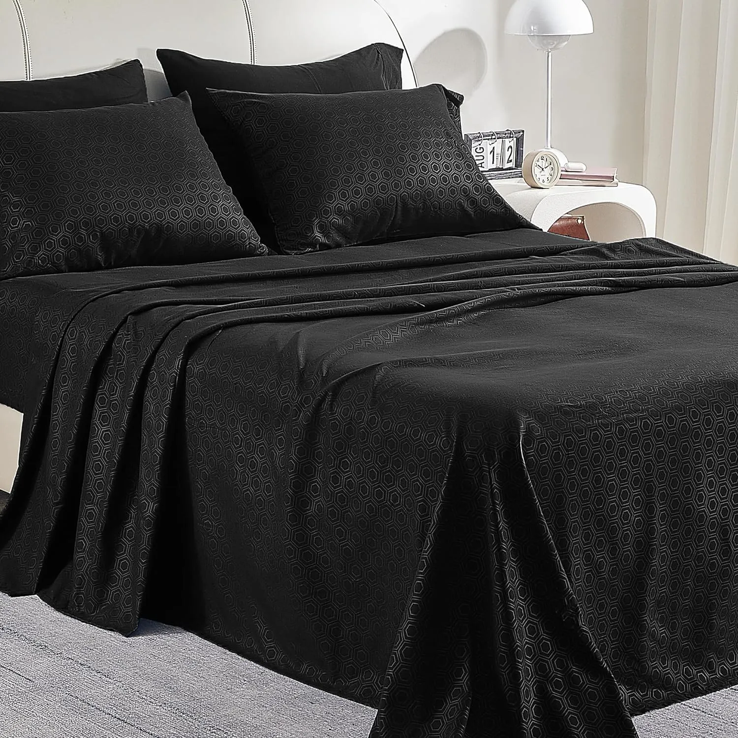 Luxury Hotel Embossed Sheets Set with Pillowcase