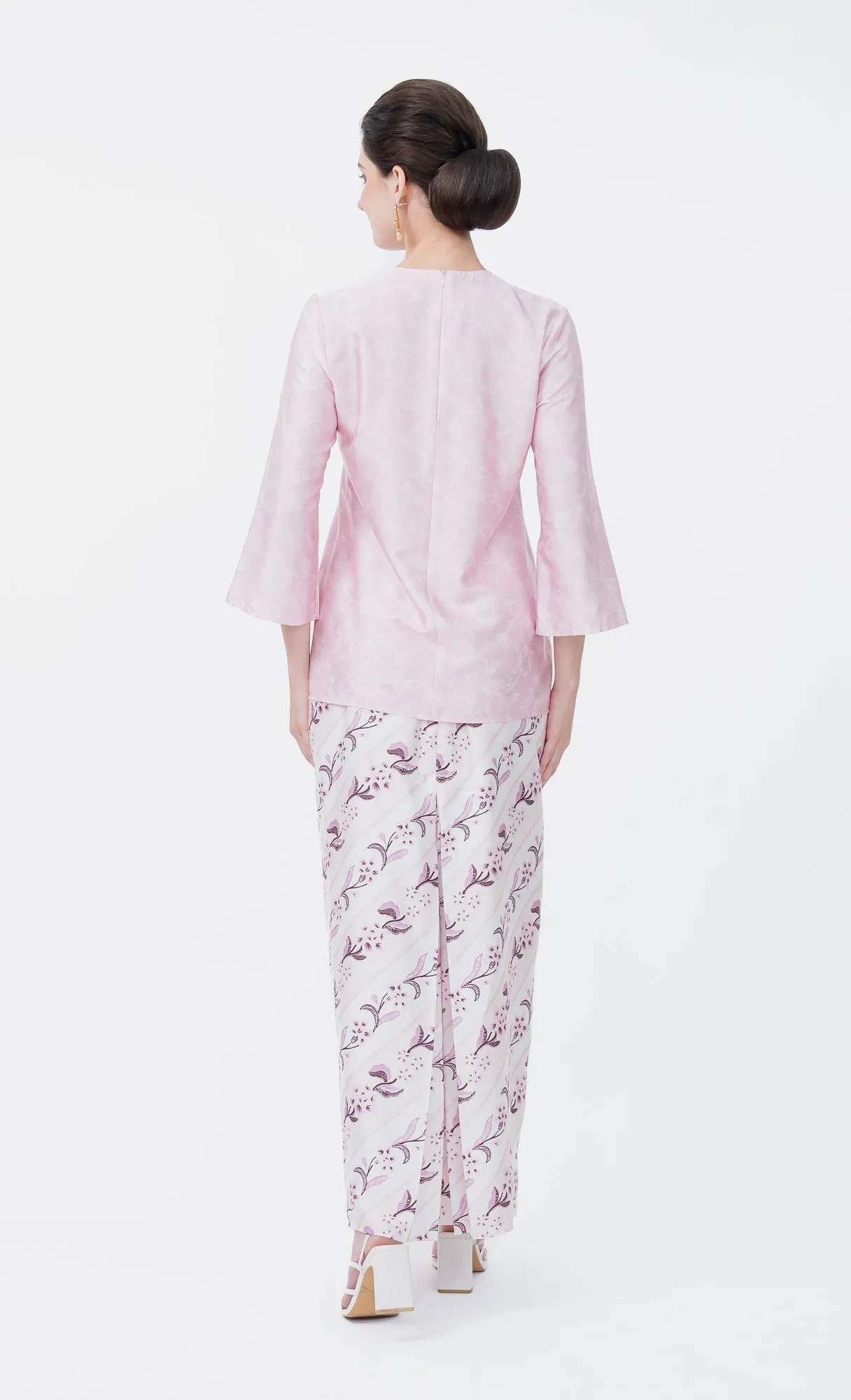 Magnolia Kurung Kedah in Pink Lavender