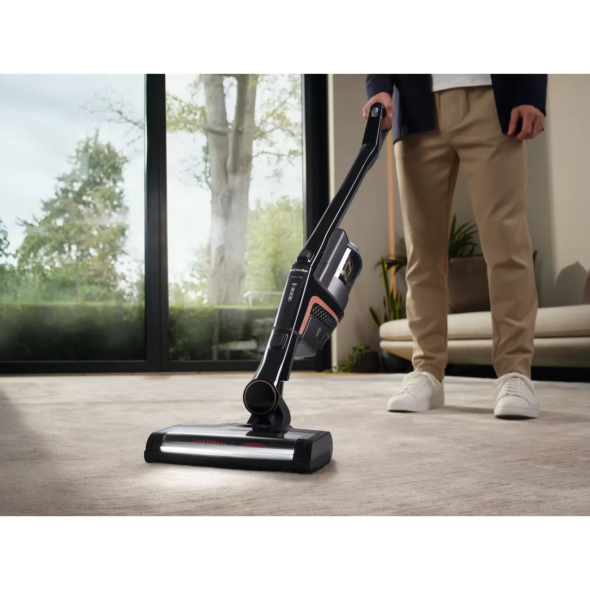 Miele Triflex HX2 Cat & Dog Cordless Stick Vacuum Cleaner - Obsidian Black | HX2CATDOG