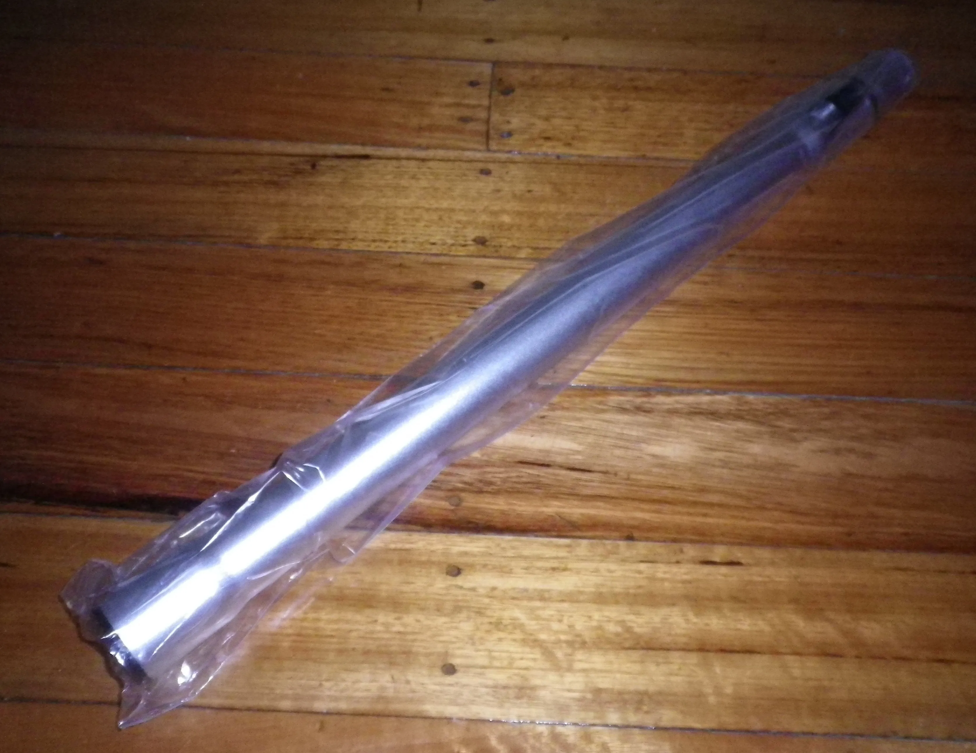 Samsung, Panasonic, Miele 56cm X 35mm Aluminium Telescopic Pipe Part No. 44-0013