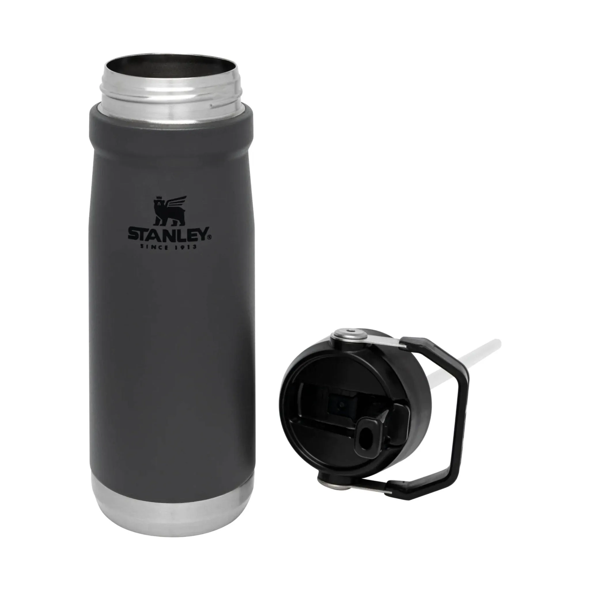 Stanley IceFlow Flip Straw Water Bottle 22 OZ - Charcoal