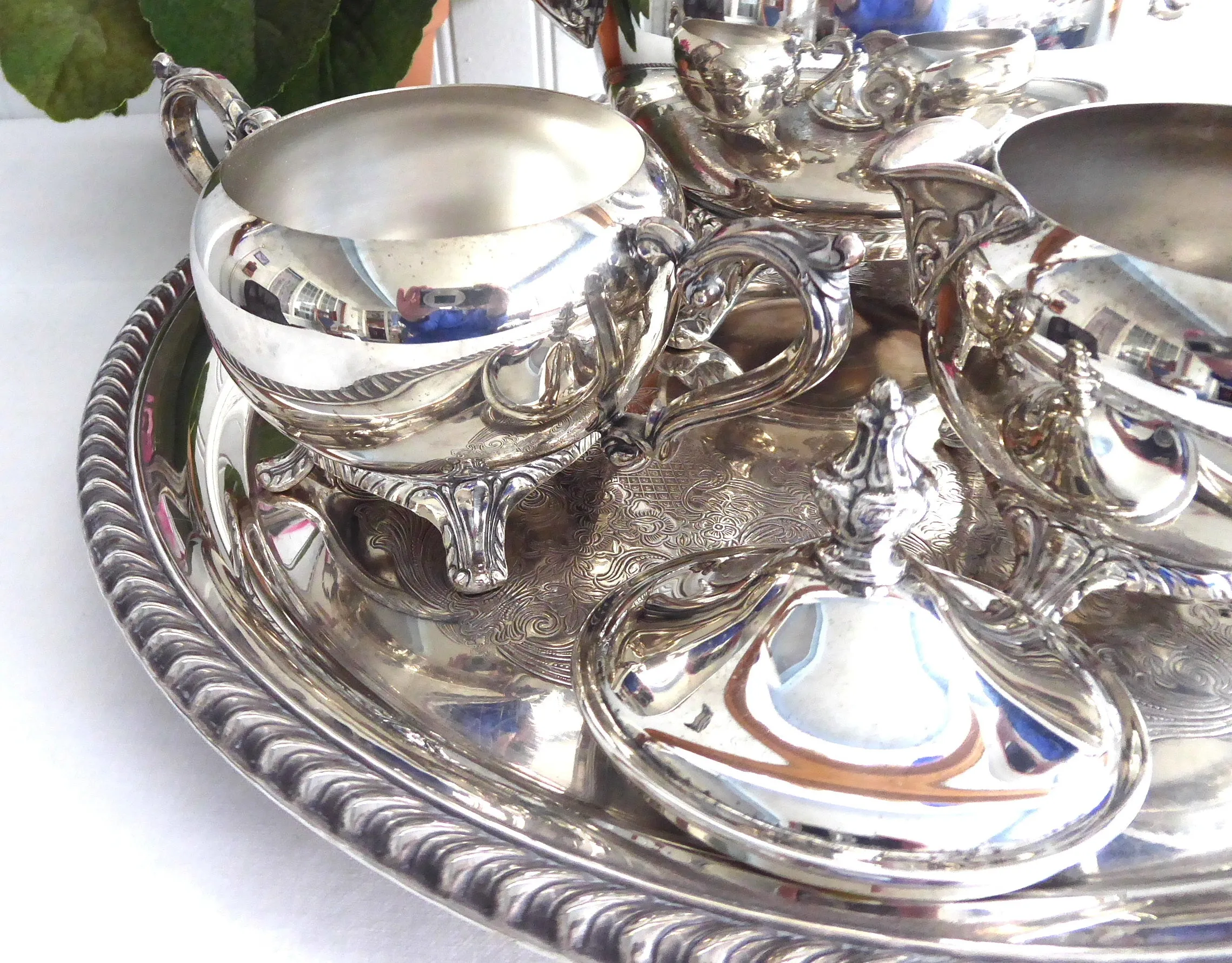 Tea Party Tea Set Pot Sugar Cream Tray Coffee Set 5 Piece Mid Century Rogers 1970s Silver Plate