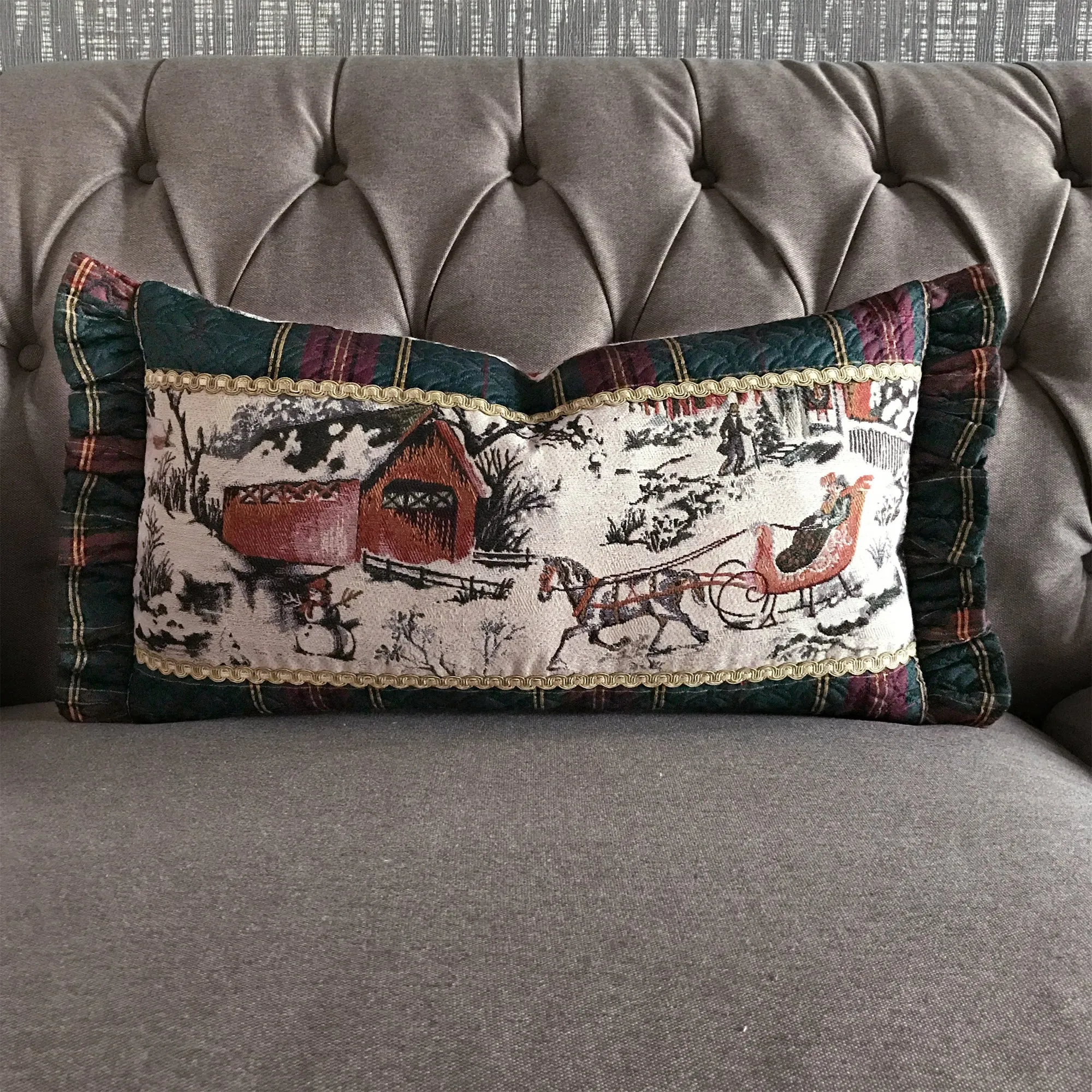 Traditional Winter Sleigh Ride Woven Lumbar Pillow Cover 11x20