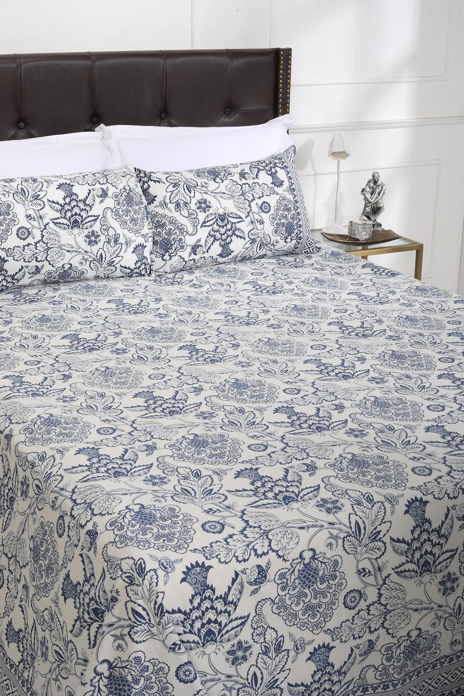 Vintage Orchid Cotton Bedsheet