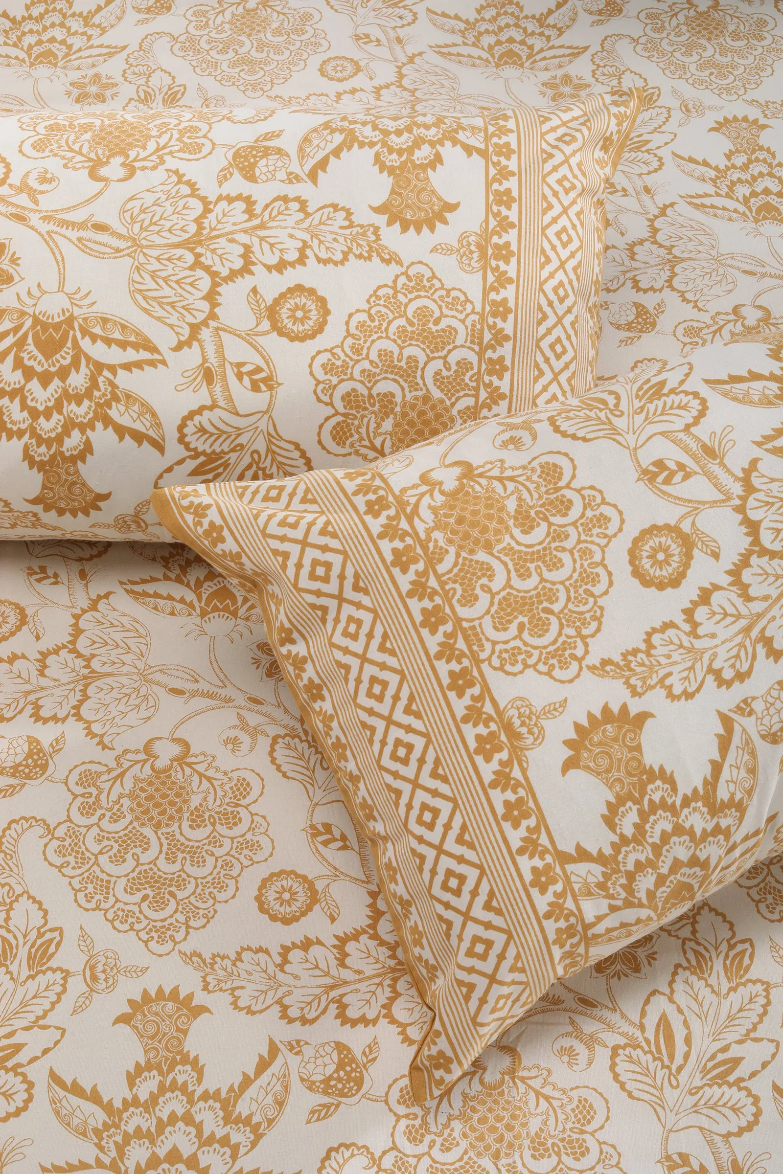 Vintage Orchid Cotton Bedsheet