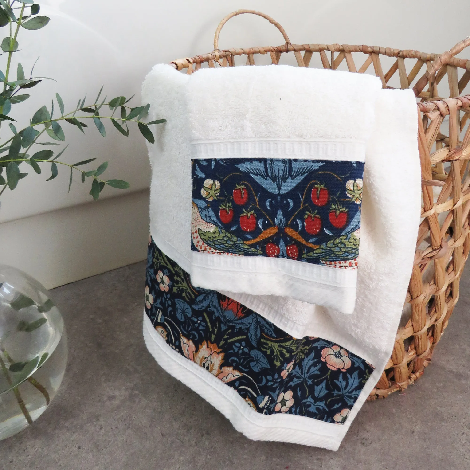 William Morris 'Strawberry Thief' Cotton Terry Towel - Navy